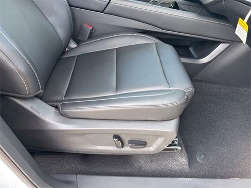 Used 2025 Nissan Murano SV image 12