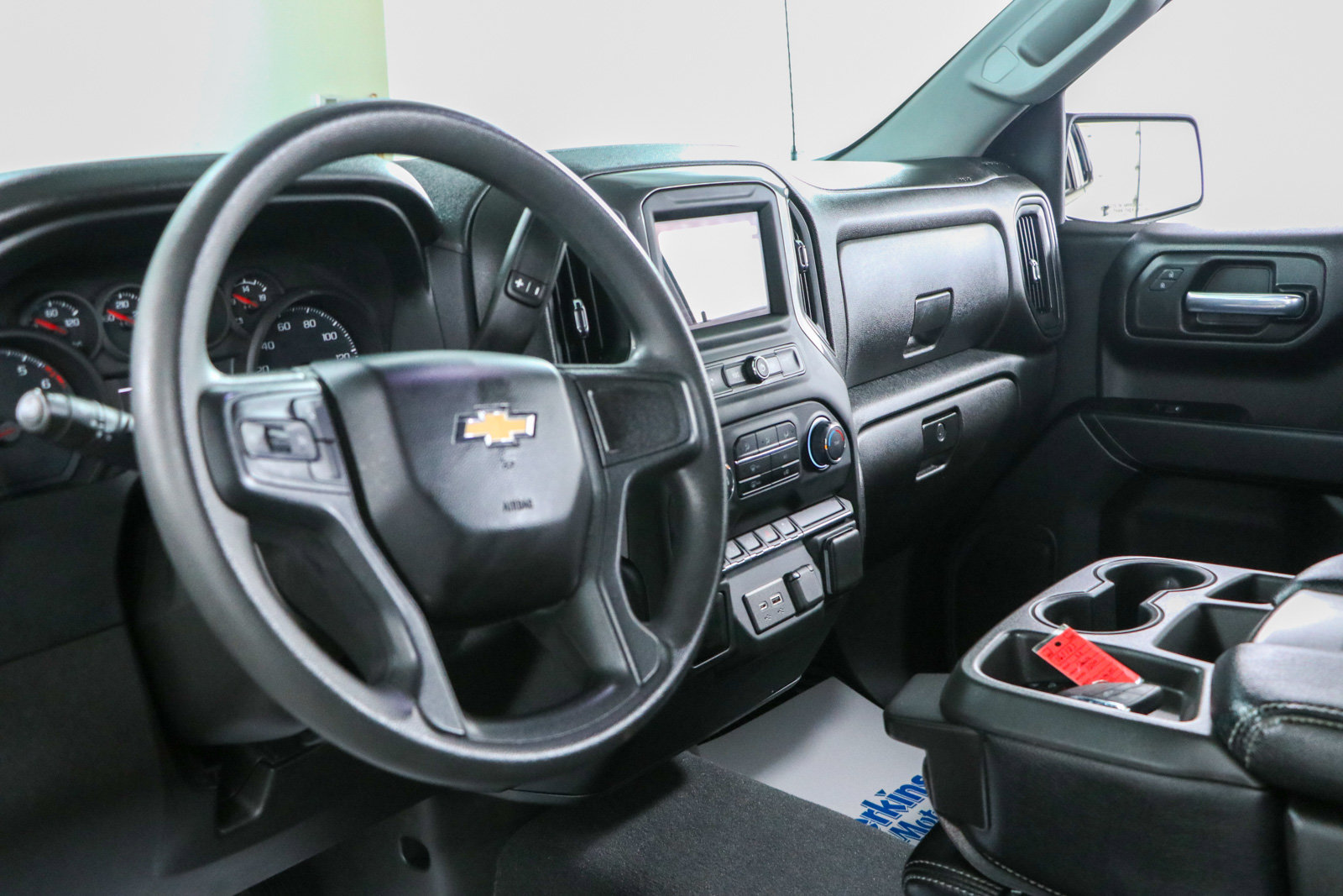 Used 2023 Chevrolet Silverado 1500 Custom AWD/4WD image 23