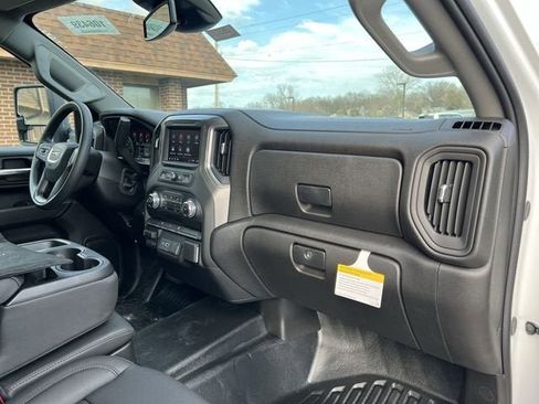 New 2026 GMC Sierra 2500 Pro w/ Convenience Package image 27