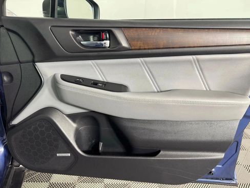 Used 2019 Subaru Outback 2.5i Limited w/ Popular Package #2 image 42