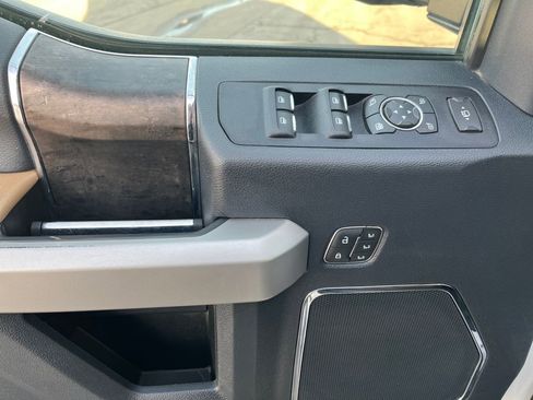 Used 2022 Ford F250 Lariat w/ Chrome Package image 53