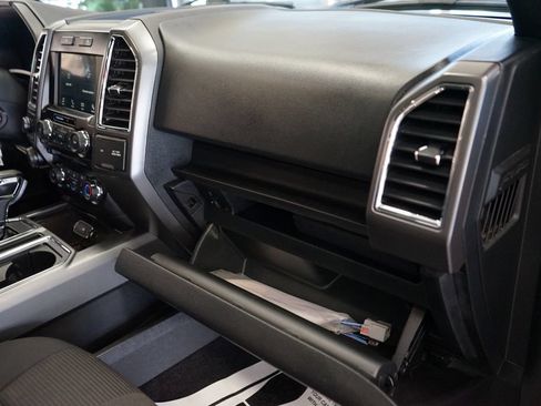 Used 2016 Ford F150 XLT w/ Equipment Group 302A Luxury AWD/4WD image 43
