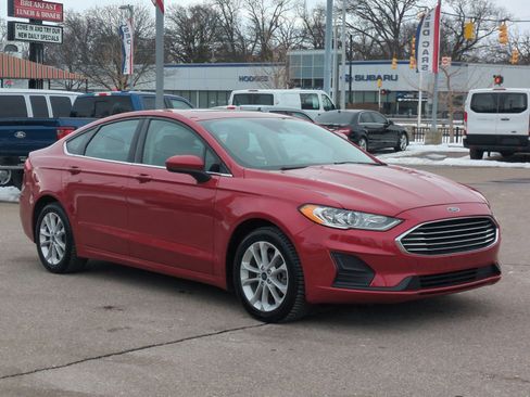 Used 2020 Ford Fusion SE image 20