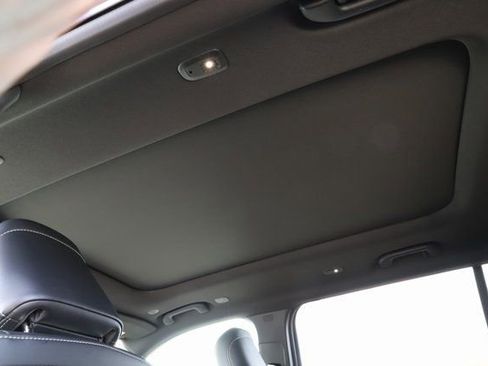 New 2025 Jeep Grand Cherokee L Limited AWD/4WD image 19