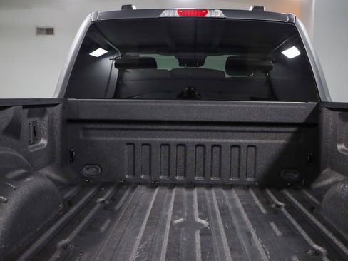 Used 2022 Ford F250 XLT w/ Black Appearance Package image 30