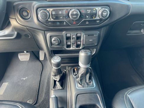 Used 2023 Jeep Wrangler Sahara w/ Cold Weather Group image 24