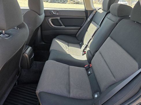 Used 2005 Subaru Outback 2.5XT AWD/4WD image 11