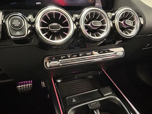 Used 2024 Mercedes-Benz GLA 35 AMG GLA 35 AMG image 24