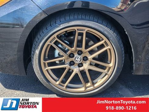 Used 2024 Toyota Corolla Sedan w/ SE Convenience Package image 13