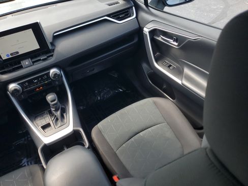 Certified 2025 Toyota RAV4 XLE AWD/4WD image 16