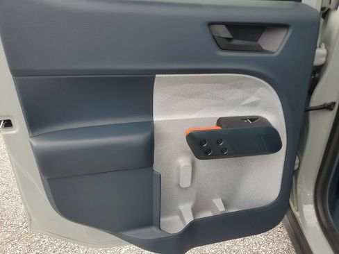 Used 2024 Ford Maverick XLT FWD image 13