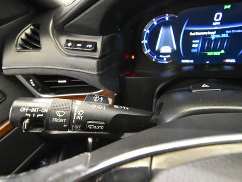 Used 2020 Cadillac Escalade Premium Luxury AWD/4WD image 30