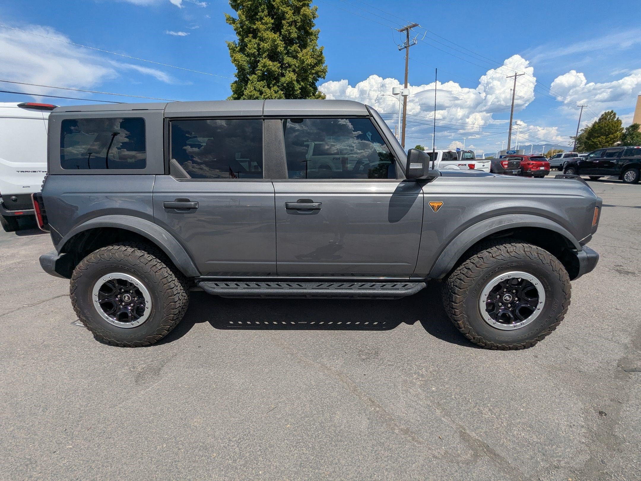 Used 2022 Ford Bronco Badlands AWD/4WD image 2