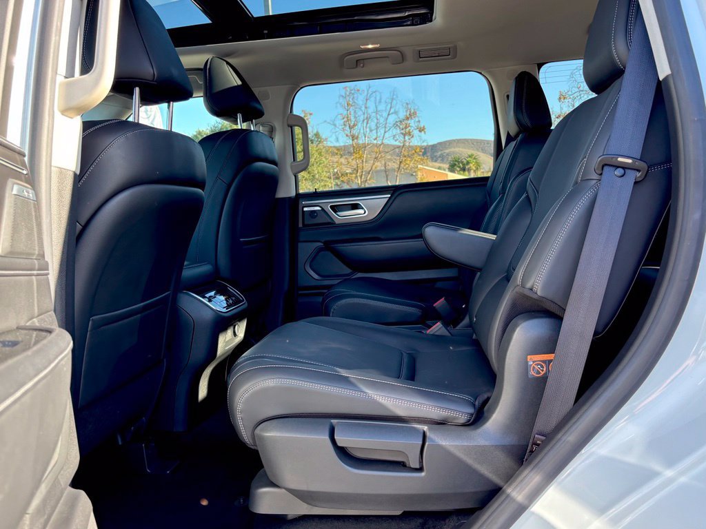 Certified 2026 INFINITI QX80 Pure w/ Cargo Package AWD/4WD image 13