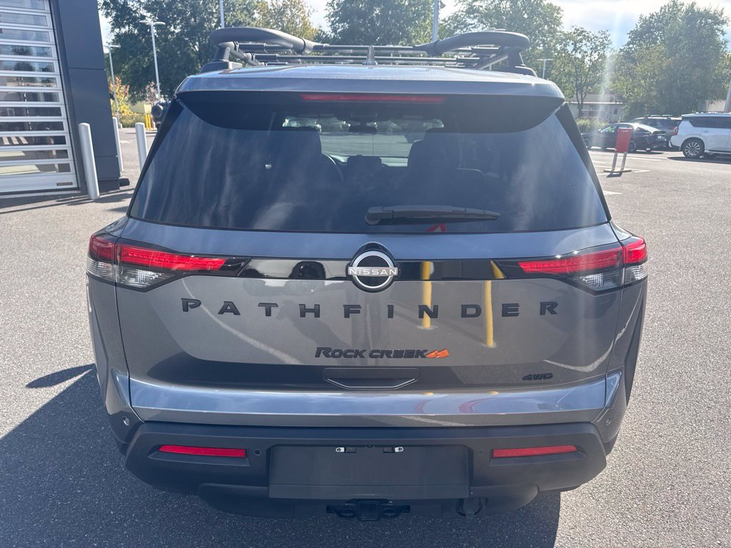 Used 2025 Nissan Pathfinder Rock Creek AWD/4WD image 7
