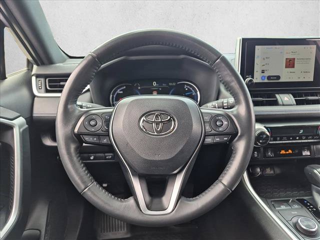 Used 2024 Toyota RAV4 SE w/ Convenience Package AWD/4WD image 15