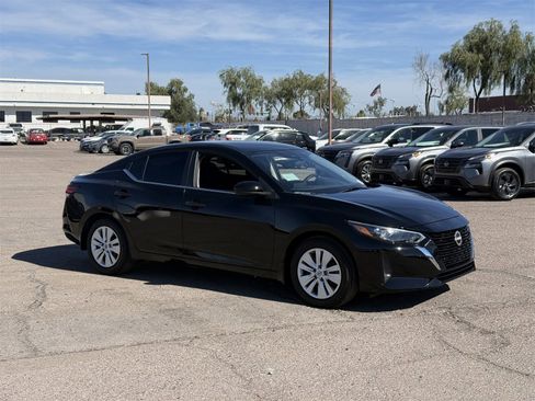 Certified 2025 Nissan Sentra S image 8