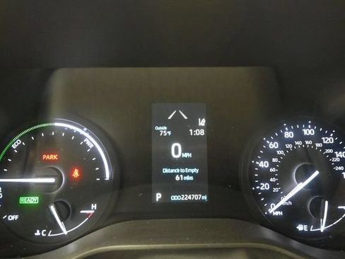 Used 2021 Toyota Sienna LE FWD image 30