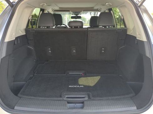 Certified 2024 Nissan Rogue Platinum FWD image 13