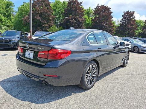 Used 2019 BMW 530e xDrive w/ Convenience Package AWD/4WD image 6