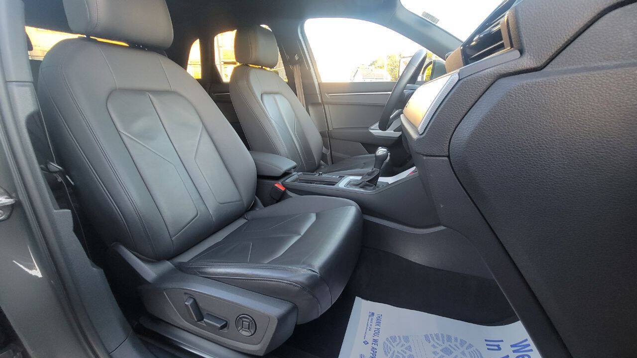 Used 2022 Audi Q3 2.0T Premium AWD/4WD image 22