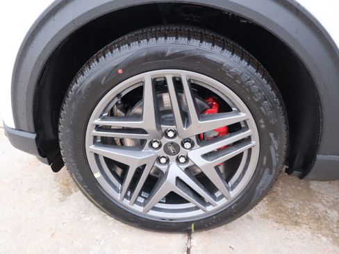 New 2026 Ford Explorer ST w/ Sun And Sound Package image 22