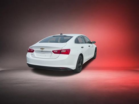 Used 2023 Chevrolet Malibu LS FWD image 8