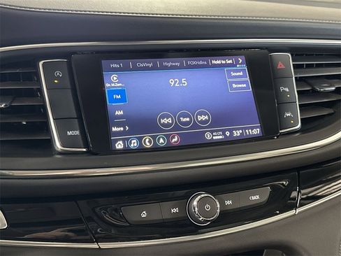 Used 2022 Buick Enclave Avenir w/ Avenir Technology Package image 19