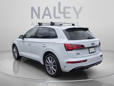 Used 2024 Audi Q5 e Prestige w/ Prestige Package AWD/4WD image 3