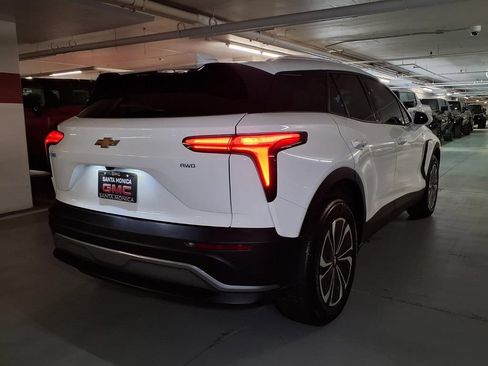 Certified 2024 Chevrolet Blazer EV LT AWD/4WD image 20