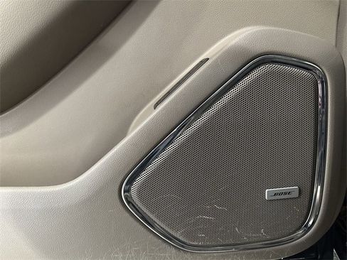 Certified 2020 GMC Yukon XL SLT w/ Open Road Package image 25