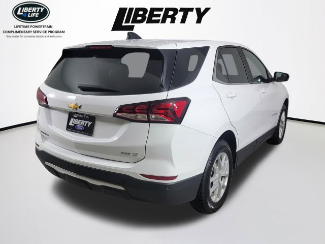 Used 2024 Chevrolet Equinox LT AWD/4WD image 3