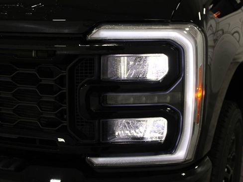 New 2026 Ford F250 Lariat w/ Black Appearance Package image 12
