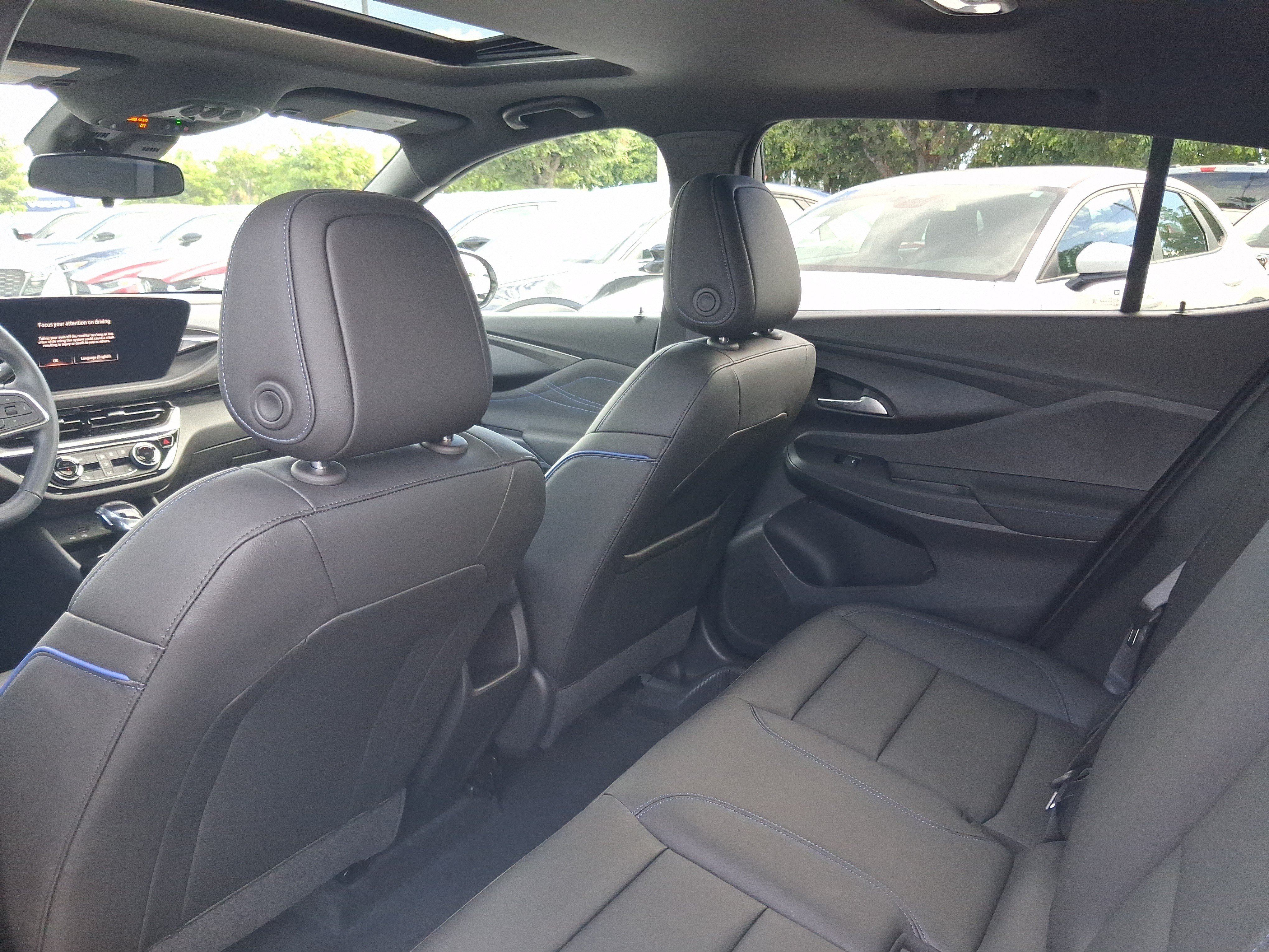 Used 2024 Buick Envista Sport Touring w/ Convenience I Package FWD image 6