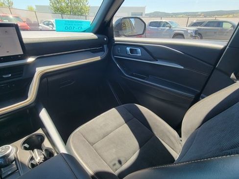 Used 2026 Ford Explorer Tremor w/ Tremor Convenience Package AWD/4WD image 19
