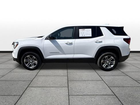 Used 2025 GMC Terrain Elevation AWD/4WD image 2