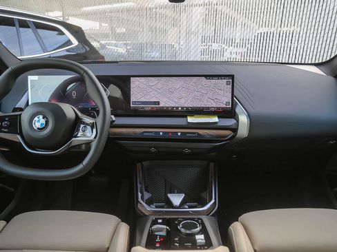 New 2026 BMW X3 xDrive30 w/ Premium Package image 10