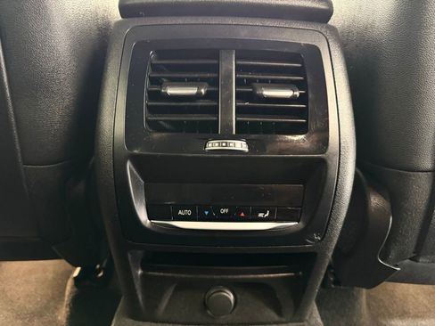 Used 2019 BMW X3 sDrive30i w/ Convenience Package RWD image 30