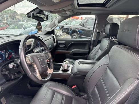 Used 2018 GMC Sierra 1500 Denali w/ Denali Ultimate Package AWD/4WD image 7