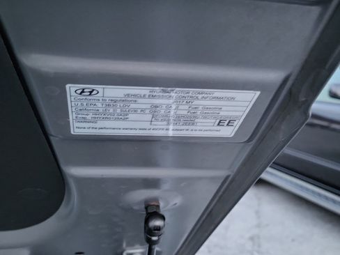 Used 2017 Hyundai Sonata Plug-In Hybrid image 10