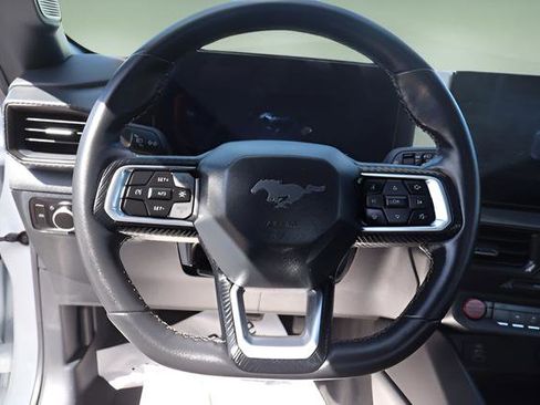 Used 2026 Ford Mustang Coupe RWD image 13