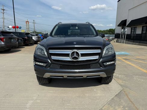 Used 2014 Mercedes-Benz GL 450 4MATIC image 4