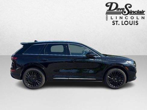Certified 2022 Lincoln Corsair Reserve w/ Equipment Group 201A AWD/4WD image 2