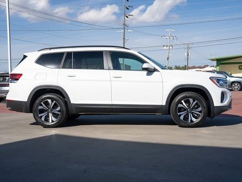 New 2026 Volkswagen Atlas SE image 7