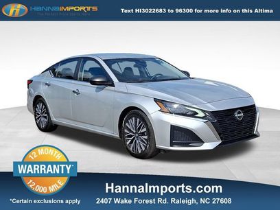 Used 2024 Nissan Altima 2.5 SV