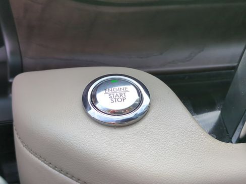 Used 2021 Lincoln Aviator Reserve w/ Equipment Group 202A image 23