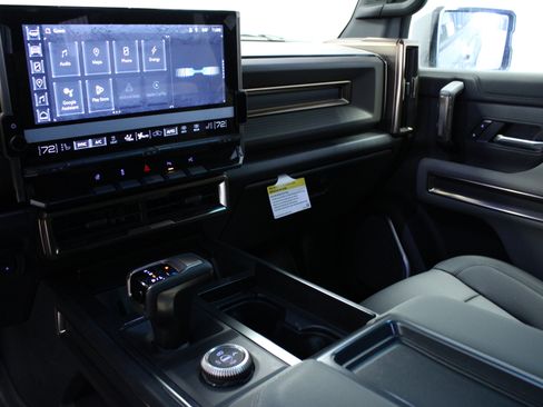 New 2025 GMC Hummer EV 3X image 19