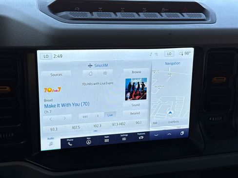 Used 2022 Ford Bronco Badlands image 22