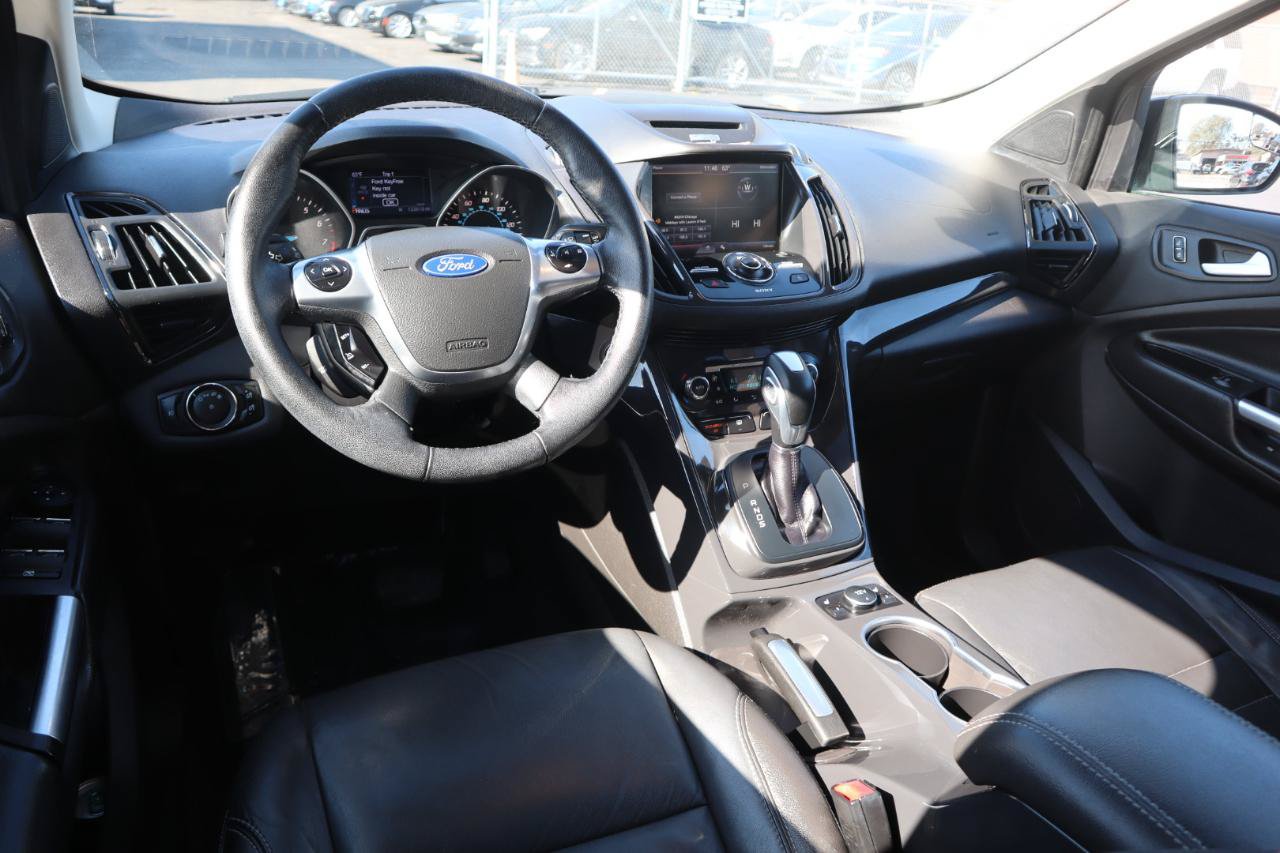 Used 2015 Ford Escape Titanium AWD/4WD image 17