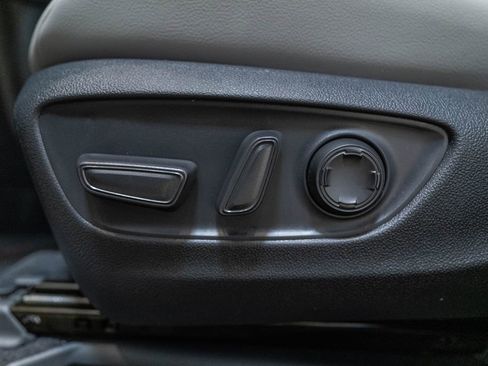 New 2026 Toyota Sienna XLE FWD image 22